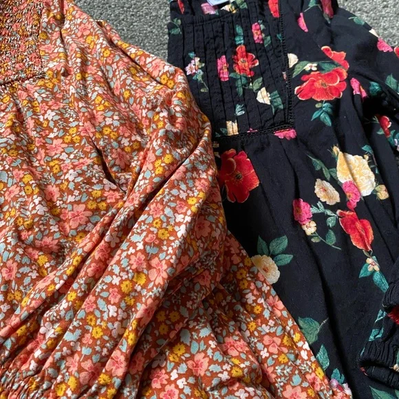 Tops - Picture 2 of 3